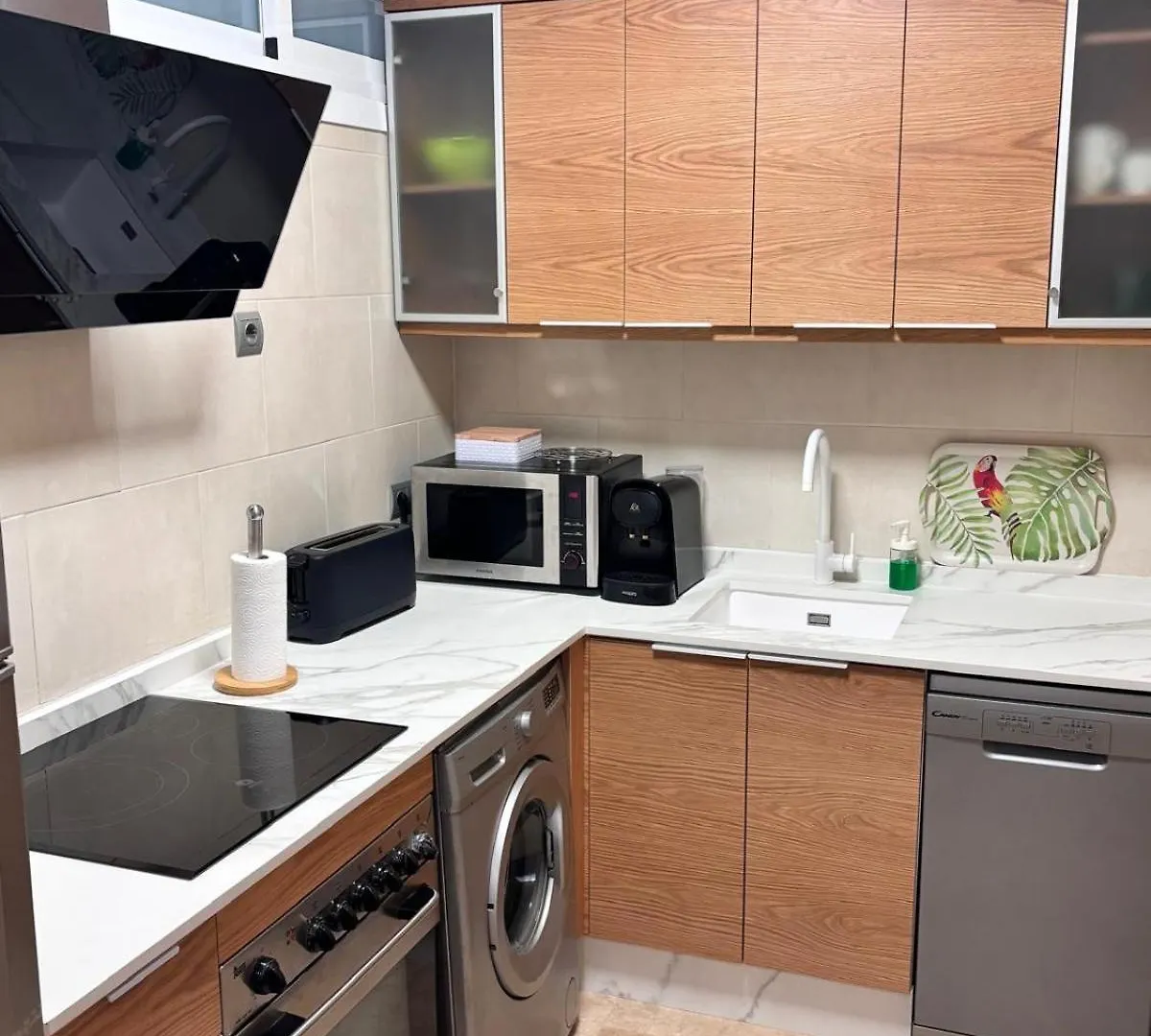 Apartment Apartamento Primera Linea De Playa Paseo Maritimo Perla 5 Fuengirola Spain