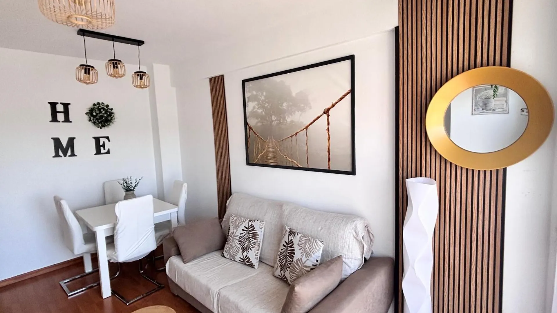 Apartamento Primera Linea De Playa Paseo Maritimo Perla 5 Fuengirola Spain